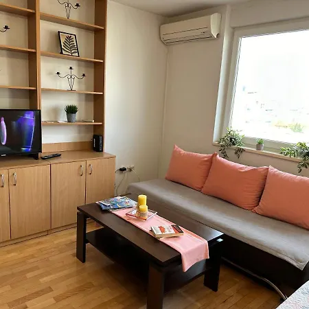 Apartment Titanik